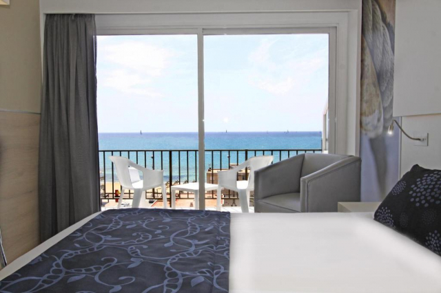 ULTRA LAST MINUTE PALMA DE MALLORCA 4****DEMIPENSIUNE IBG JAVA ZBOR DIRECT DIN OTOPENI CU TAXE INCLUSE