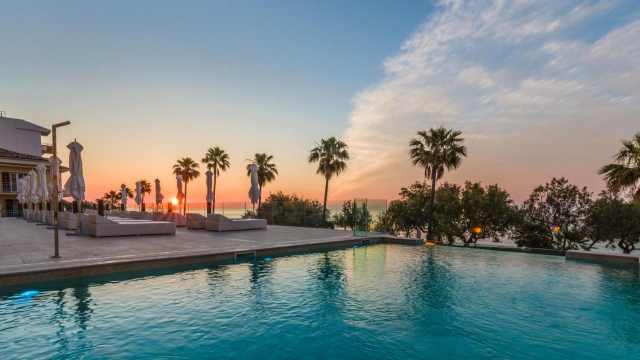 ULTRA LAST MINUTE PALMA DE MALLORCA 4****DEMIPENSIUNE TALAYOT  ZBOR DIRECT DIN OTOPENI CU TAXE INCLUSE