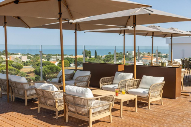 ULTRA LAST MINUTE PLAJA PORTUGALIA 4**** DEMIPENSIUNE CASTELO SUITES ALGARVE ZBOR DIN OTOPENI CU TAXE INCLUSE