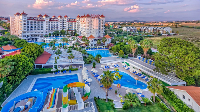 1 mai in Antalya: 335 euro cazare 7 nopti cu All inclusive+ transport avion+ toate taxele 