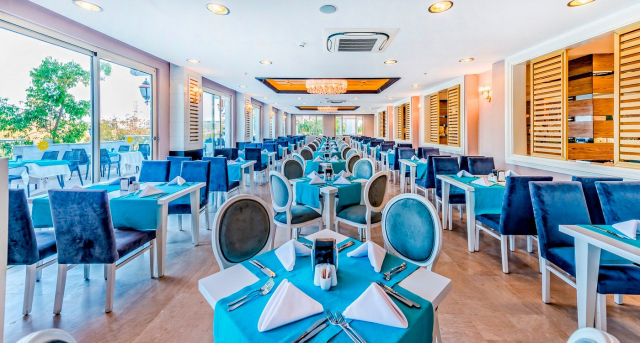 1 mai in Antalya: 335 euro cazare 7 nopti cu All inclusive+ transport avion+ toate taxele 