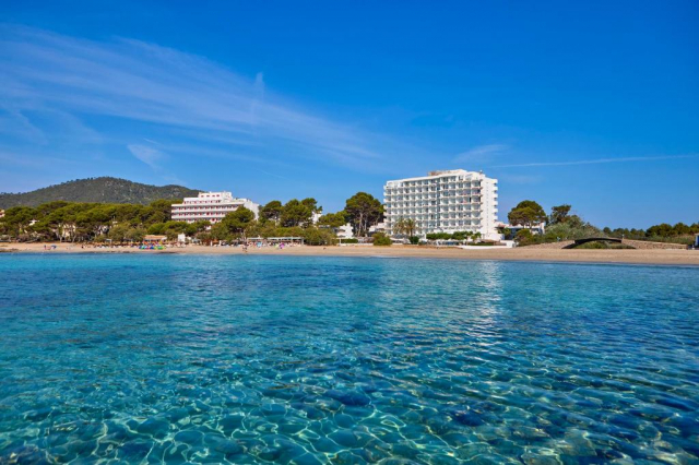 ULTRA LAST MINUTE PLAJA MALLORCA 4****DEMIPENSIUNE UNIVERSAL ROYAL  ZBOR DIN OTOPENI CU TAXE INCLUSE