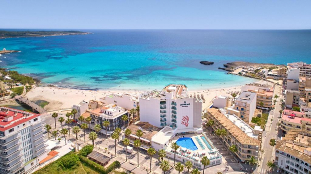 ULTRA LAST MINUTE PLAJA MALLORCA 4****DEMIPENSIUNE UNIVERSAL PERLA ZBOR DIN OTOPENI CU TAXE INCLUSE