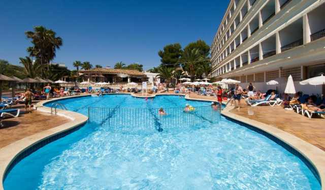 ULTRA LAST MINUTE PLAJA MALLORCA 3***DEMIPENSIUNE SON BAULO ZBOR DIN OTOPENI CU TAXE INCLUSE