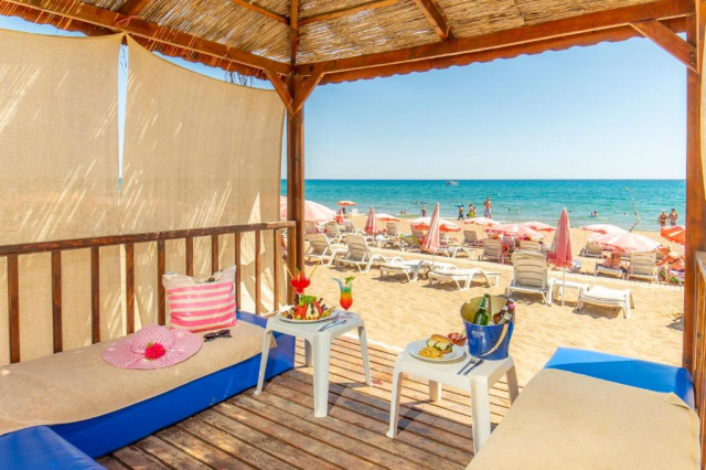 Sejur in Antalya: 300 euro cazare 7 nopti cu All inclusive+ transport avion+ toate taxele 