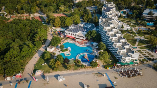 1 mai cu All inclusive in Albena la Laguna Beach Hotel 4*
