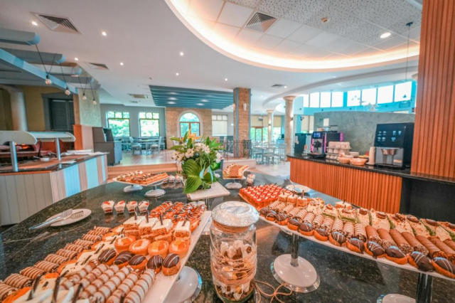 1 mai cu All inclusive in Albena la hotel Calimera Ralitsa Superior 4*