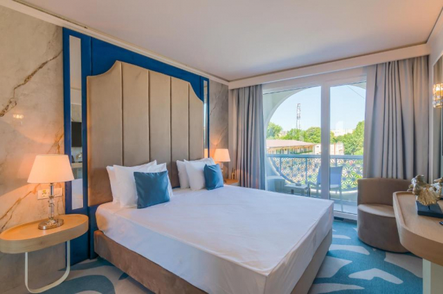 1 mai in Eforie Nord la Bacolux Koralio 4* 