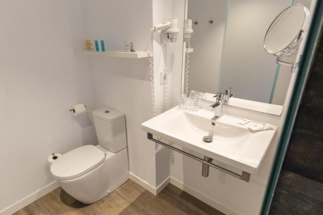 ULTRA LAST MINUTE PALMA DE MALLORCA 4**** BQ CALA RATJADA  ZBOR DIN OTOPENI CU TAXE INCLUSE