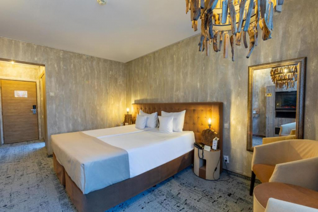 1 mai in Poiana Brasov la hotel Alpin 4* 