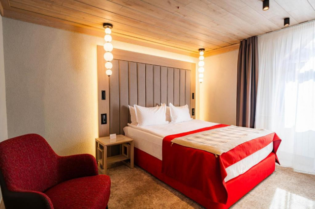 1 mai in Poiana Brasov la hotel Alpin 4* 