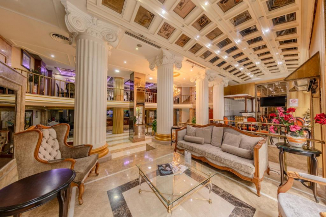 Ultimile locuri program 1 Mai la Istanbul