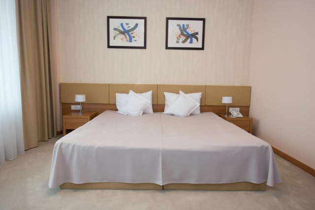 1 mai in Covasna la hotel Tts Wellness Spa 4* 