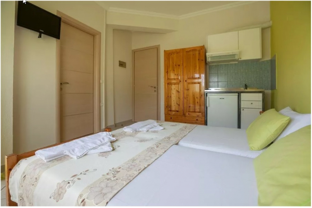22.07 Autocar din Bucuresti, Grecia, Thassos Limenaria Oasis Studio   254 euro/pers/7 nopti fara masa