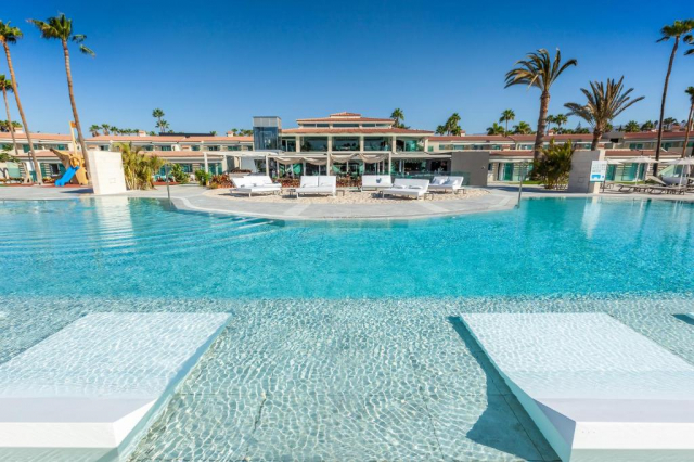 ULTRA LAST MINUTE INSULELE CANARE 4**** KUMARA DEMIPENSIUNE ZBOR DIRECT DIN OTOPENI CU TAXE INCLUSE