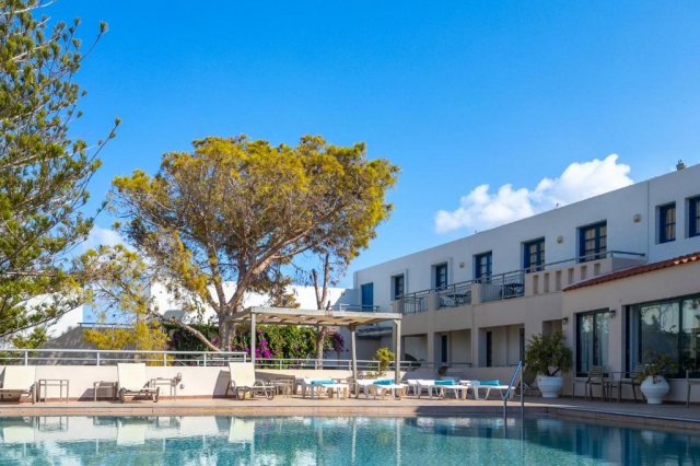 Sejur in Creta: 385 euro cazare 7 nopti cu mic dejun+ transport avion+ toate taxele