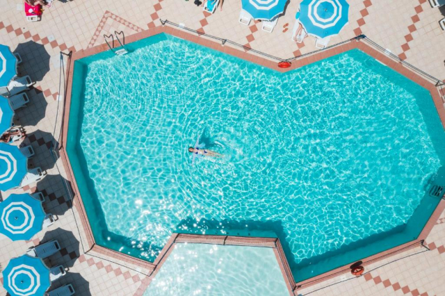 ULTRA LAST MINUTE SARDINIA 3***  HOTEL FLORIDA  ZBOR DIN OTOPENI CU TAXE INCLUSE