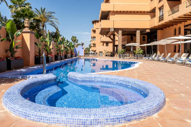 ULTRA LAST MINUTE MALAGA 7 NOPTI CAZARE CU DEMIPENSIUNE 4****GLOBALES BEACH  ZBOR DIN OTOPENI  CU TAXE INCLUSE