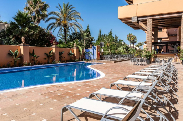 ULTRA LAST MINUTE MALAGA 7 NOPTI CAZARE CU DEMIPENSIUNE 4****GLOBALES BEACH  ZBOR DIN OTOPENI  CU TAXE INCLUSE