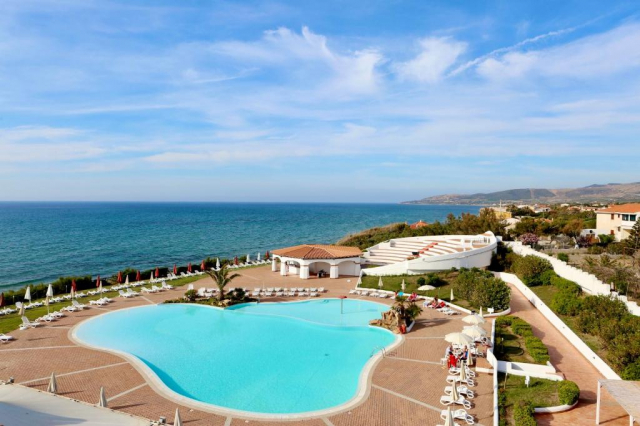 ULTRA LAST MINUTE SARDINIA 4****PENSIUNE COMPLETA ACQUA DI MARE ZBOR DIN OTOPENI CU TAXE INCLUSE