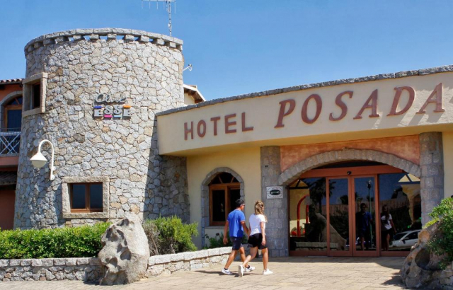 ULTRA LAST MINUTE SARDINIA 4****DEMIPENSIUNE CLUB ESSE POSADA ZBOR DIN OTOPENI CU TAXE INCLUSE