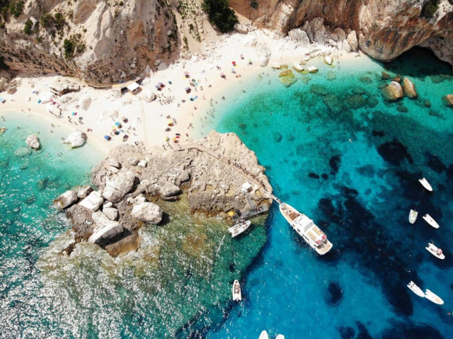 ULTRA LAST MINUTE SARDINIA 4****PENSIUNE COMPLETA CLUB ESSE GONONE  ZBOR DIN OTOPENI CU TAXE INCLUSE