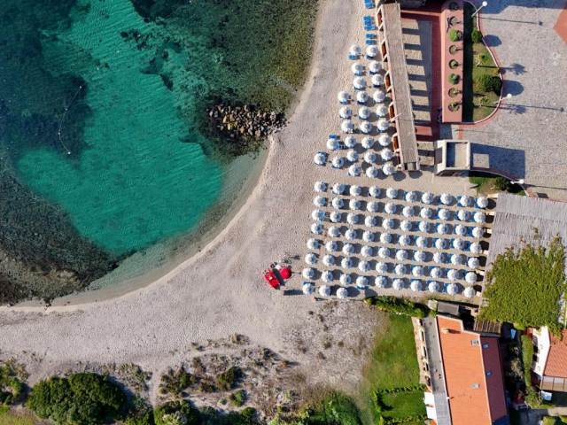 ULTRA LAST MINUTE SARDINIA 4****DEMIPENSIUNE LE TONARE ZBOR DIN OTOPENI CU TAXE INCLUSE