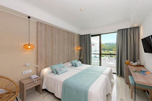 LAST MINUTE SPANIA, MALLORCA,7 NOPTI  CU MIC DEJUN , ZBOR DIN BRASOV