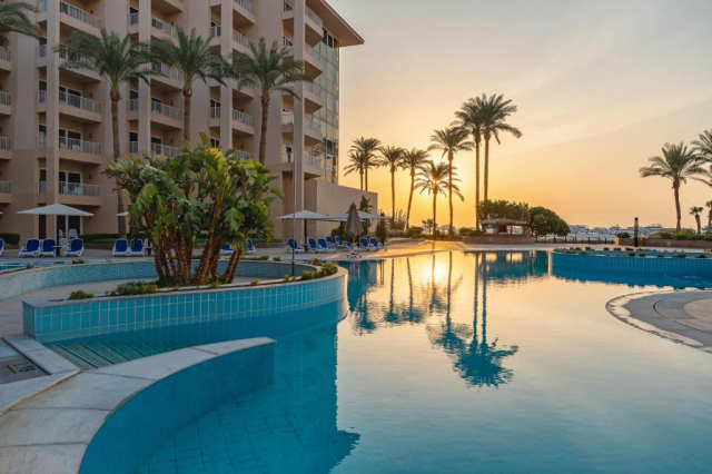 ULTIMELE LOCURI HURGHADA, AVION DIN CLUJ-NAPOCA, LA HOTEL MARRIOTT BEACH 5*, LA TARIFUL DE 780 EURO/PERSOANA, ALL INCLUSIVE!