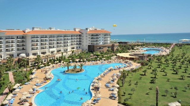 Sejur in Antalya: 540 euro cazare 7 nopti cu Ultra All inclusive+ transport avion+ toate taxele 