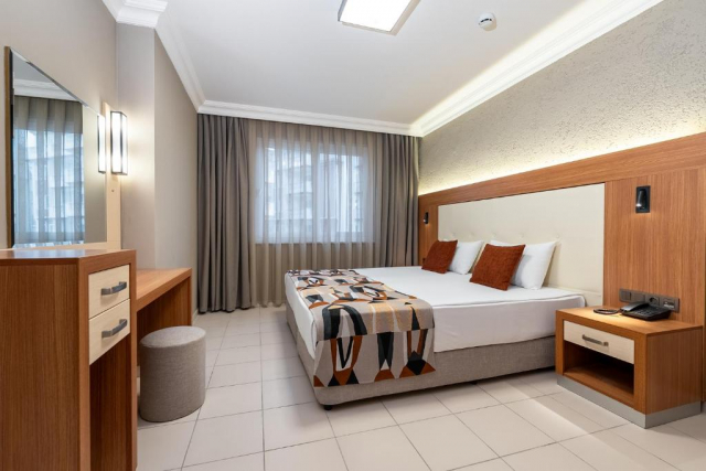 ULTIMELE LOCURI ANTALYA, AVION DIN BUCURESTI, LA HOTEL VILLA SUNFLOWER 4*, LA TARIFUL DE 579 EURO/PERSOANA, ALL INCLUSIVE!