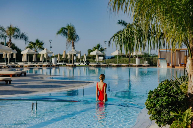 ULTRA LAST MINUTE AYIA NAPA 5***** NISSIBLUE BEACH ZBOR DIRECT DIN OTOPENI  CU TAXE INCLUSE