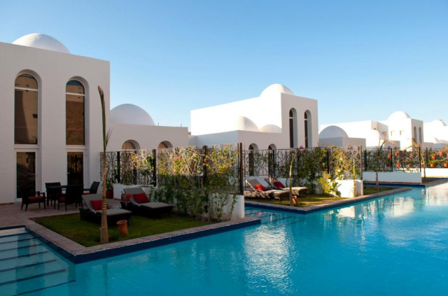 14.05 pachet Hurghada  7 nopti cu zbor din Bucuresti , 315 € all inlusive , taxe incluse