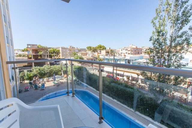 ULTRA LAST MINUTE PALMA DE MALLORCA 3*** BELLA MAR ZBOR DIN OTOPENI CU TAXE INCLUSE