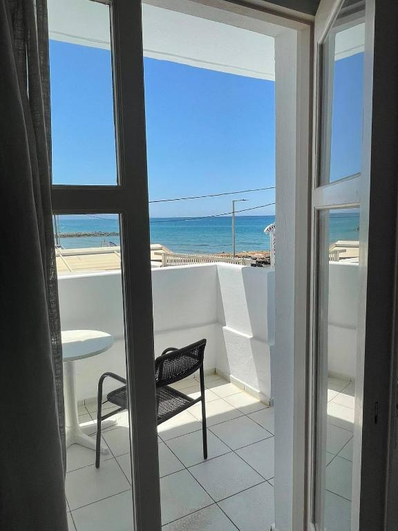 ULTRA LAST MINUTE INSULA CRETA CORALLI BEACH ZBOR DIRECT DIN CLUJ NAPOCA  CU TAXE INCLUSE
