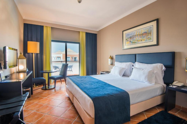 ULTRA LAST MINUTE PORTUGALIA 4****DEMIPENSIUNE VILA TAVIRA ZBOR DIN OTOPENI/ CU TAXE INCLUSE