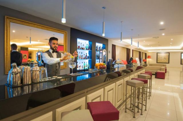 ULTRA LAST MINUTE PORTUGALIA 4****DEMIPENSIUNE VILA ATLANTICO ZBOR DIN OTOPENI/ CU TAXE INCLUSE
