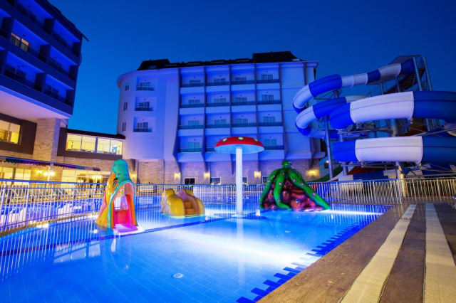 Sejur in Antalya: 340 euro cazare 7 nopti cu All inclusive+ transport avion+ toate taxele 