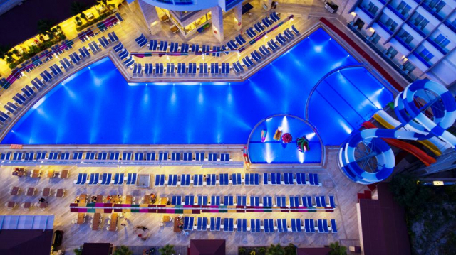 Sejur in Antalya: 340 euro cazare 7 nopti cu All inclusive+ transport avion+ toate taxele 