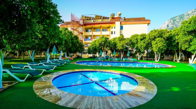 Sejur in Antalya: 295 euro cazare 7 nopti cu All inclusive+ transport avion+ toate taxele 