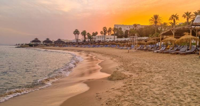  Sejur de Rusalii la plaja in Tunisia la doar 729 euro,avion din Bucuresti!!!Iberostar Royal Mansour 5*