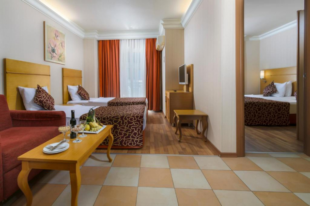 ULTIMELE LOCURI ANTALYA, AVION DIN TIMISOARA, LA HOTEL ALAIYE RESORT 5*, LA TARIFUL DE 785 EURO/PERSOANA, UAI!