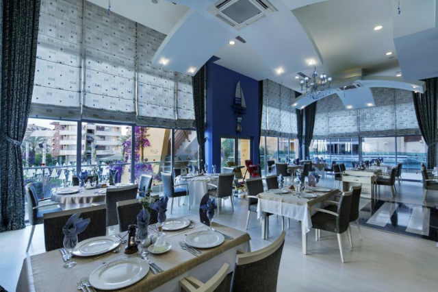 ULTIMELE LOCURI ANTALYA, AVION DIN SIBIU, LA HOTEL ALAIYE RESORT 5*, LA TARIFUL DE 750 EURO/PERSOANA, UAI!