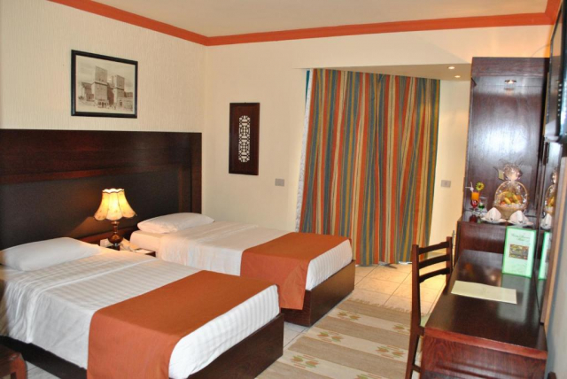 Sejur in Sharm El Sheikh: 525 euro cazare 14 nopti cu All inclusive+ transport avion+ toate taxele