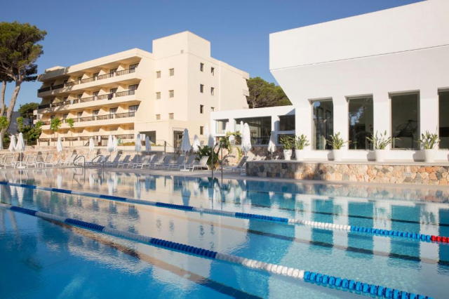 ULTRA LAST MINUTE MALLORCA 4****DEMIPENSIUNE  BELLA PLAYA SPA ZBOR OTOPENI CU TAXE INCLUSE
