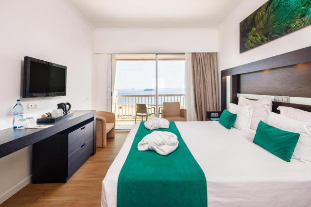 ULTRA LAST MINUTE PE PLAJA PORTUGALIA 4**** JUPITER   BEACH RESORT ZBOR DIN OTOPENI CU TAXE INCLUSE
