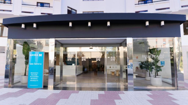 ULTRA LAST MINUTE MALAGA 7 NOPTI CAZARE DEMIPENSIUNE COSTA SERENA  ZBOR DIN OTOPENI CU TAXE INCLUSE