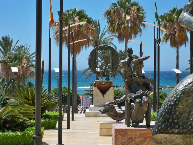 ULTRA LAST MINUTE MARBELLA 9 NOPTI EL FARO ZBOR DIN OTOPENI CU TAXE INCLUSE