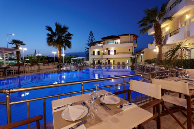 ULTIMELE LOCURI CRETA HERAKLION, AVION DIN SIBIU, LA HOTEL PHILOXENIA 3*, LA TARIFUL DE 545 EURO/PERS, MIC DEJUN!