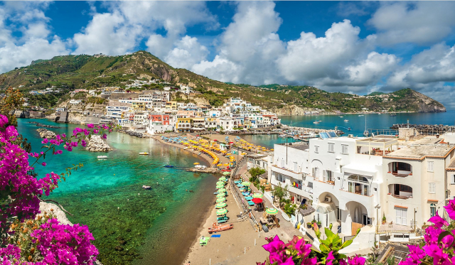 ISCHIA - 7 nopti cazare 4* cu demipensiune + bilet avion Timisoara + taxe aeroport + transfer = 669 euro/pers